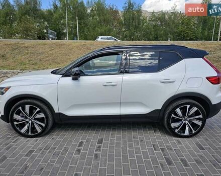 Белый Вольво XC40, объемом двигателя 0 л и пробегом 54 тыс. км за 27000 $, фото 11 на Automoto.ua