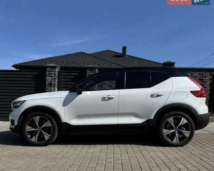 Білий Вольво XC40, об'ємом двигуна 0 л та пробігом 53 тис. км за 24200 $, фото 35 на Automoto.ua