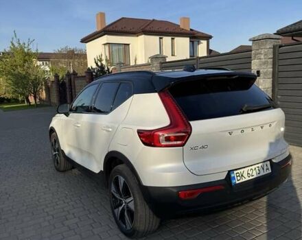 Білий Вольво XC40, об'ємом двигуна 0 л та пробігом 53 тис. км за 24200 $, фото 1 на Automoto.ua