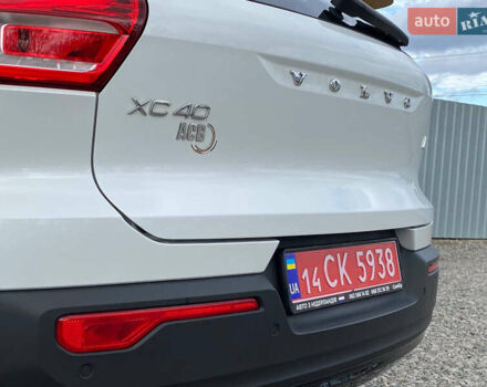 Вольво XC40 2021 в Самборе на Automoto.ua Белый Вольво XC40, объемом двигателя 0 л и пробегом 163 тыс. км за 23999 $, фото 40 на Automoto.ua