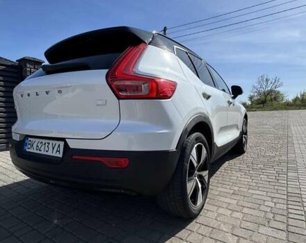 Білий Вольво XC40, об'ємом двигуна 0 л та пробігом 53 тис. км за 24200 $, фото 4 на Automoto.ua