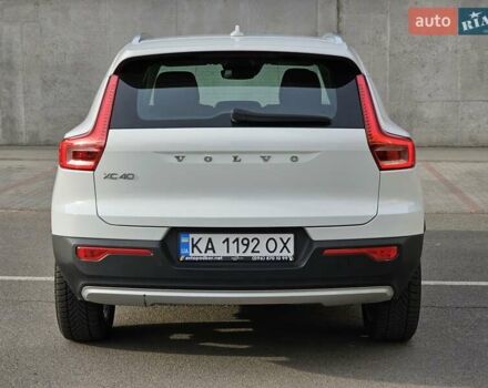 Білий Вольво XC40, об'ємом двигуна 1.48 л та пробігом 69 тис. км за 29200 $, фото 3 на Automoto.ua