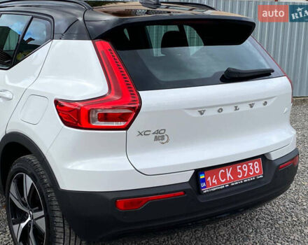 Вольво XC40 2021 в Самборе на Automoto.ua Белый Вольво XC40, объемом двигателя 0 л и пробегом 163 тыс. км за 23999 $, фото 38 на Automoto.ua