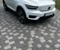 Белый Вольво XC40, объемом двигателя 0 л и пробегом 37 тыс. км за 37400 $, фото 2 на Automoto.ua