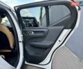 Білий Вольво XC40, об'ємом двигуна 1.97 л та пробігом 36 тис. км за 25999 $, фото 44 на Automoto.ua