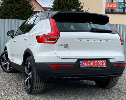 Вольво XC40 2021 в Самборе на Automoto.ua Белый Вольво XC40, объемом двигателя 0 л и пробегом 163 тыс. км за 23999 $, фото 35 на Automoto.ua
