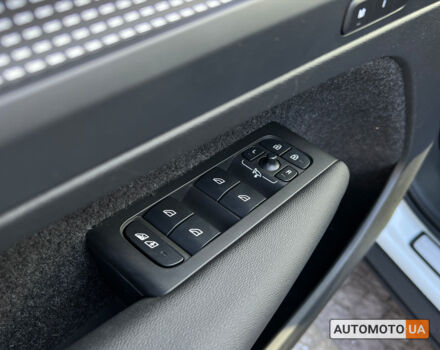 Белый Вольво XC40, объемом двигателя 78 л и пробегом 36 тыс. км за 27900 $, фото 20 на Automoto.ua