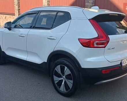 Білий Вольво XC40, об'ємом двигуна 1.97 л та пробігом 44 тис. км за 36900 $, фото 6 на Automoto.ua