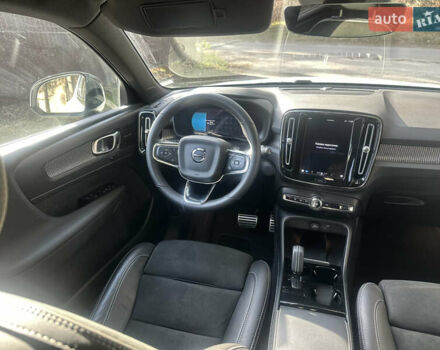 Білий Вольво XC40, об'ємом двигуна 0 л та пробігом 21 тис. км за 29000 $, фото 13 на Automoto.ua