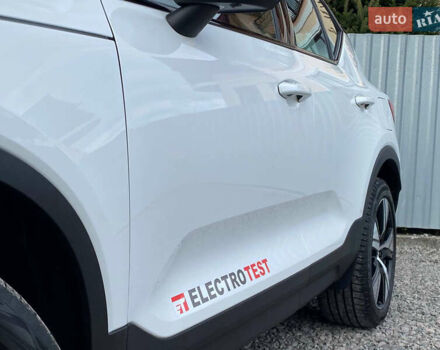 Вольво XC40 2021 в Самборе на Automoto.ua Белый Вольво XC40, объемом двигателя 0 л и пробегом 163 тыс. км за 23999 $, фото 9 на Automoto.ua