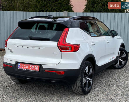Вольво XC40 2021 в Самборе на Automoto.ua Белый Вольво XC40, объемом двигателя 0 л и пробегом 163 тыс. км за 23999 $, фото 22 на Automoto.ua