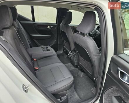 Білий Вольво XC40, об'ємом двигуна 1.48 л та пробігом 69 тис. км за 29200 $, фото 66 на Automoto.ua