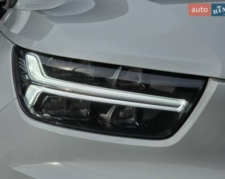 Білий Вольво XC40, об'ємом двигуна 1.48 л та пробігом 69 тис. км за 29200 $, фото 13 на Automoto.ua