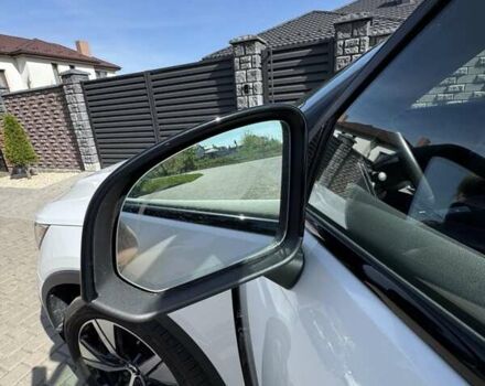 Білий Вольво XC40, об'ємом двигуна 0 л та пробігом 53 тис. км за 24200 $, фото 15 на Automoto.ua