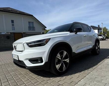 Білий Вольво XC40, об'ємом двигуна 0 л та пробігом 53 тис. км за 24200 $, фото 5 на Automoto.ua