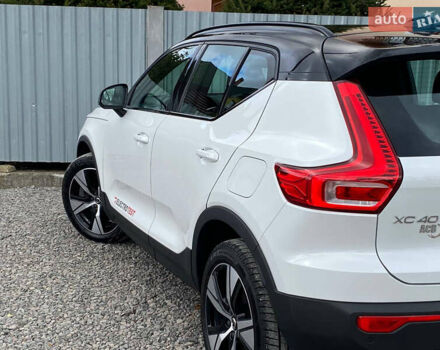 Вольво XC40 2021 в Самборе на Automoto.ua Белый Вольво XC40, объемом двигателя 0 л и пробегом 163 тыс. км за 23999 $, фото 39 на Automoto.ua