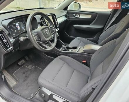 Білий Вольво XC40, об'ємом двигуна 1.48 л та пробігом 69 тис. км за 29200 $, фото 42 на Automoto.ua