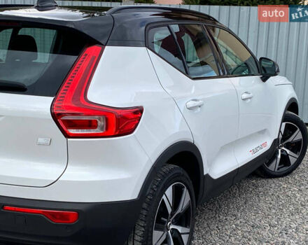 Вольво XC40 2021 в Самборе на Automoto.ua Белый Вольво XC40, объемом двигателя 0 л и пробегом 163 тыс. км за 23999 $, фото 26 на Automoto.ua