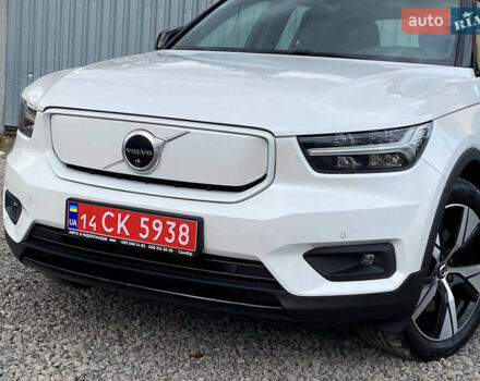 Вольво XC40 2021 в Самборе на Automoto.ua Белый Вольво XC40, объемом двигателя 0 л и пробегом 163 тыс. км за 23999 $, фото 3 на Automoto.ua