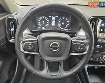 Білий Вольво XC40, об'ємом двигуна 1.48 л та пробігом 69 тис. км за 29200 $, фото 45 на Automoto.ua