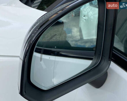 Вольво XC40 2021 в Самборе на Automoto.ua Белый Вольво XC40, объемом двигателя 0 л и пробегом 163 тыс. км за 23999 $, фото 50 на Automoto.ua