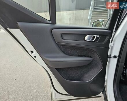 Білий Вольво XC40, об'ємом двигуна 1.48 л та пробігом 69 тис. км за 29200 $, фото 70 на Automoto.ua
