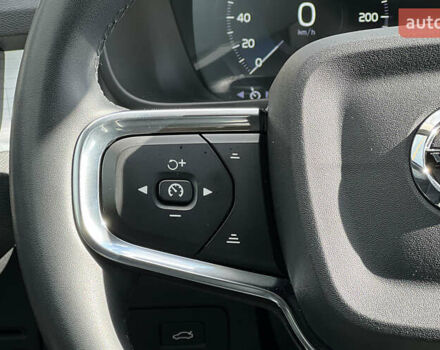 Вольво XC40 2022 в Львове на Automoto.ua Белый Вольво XC40, объемом двигателя 1.97 л и пробегом 126 тыс. км за 20900 $, фото 11 на Automoto.ua