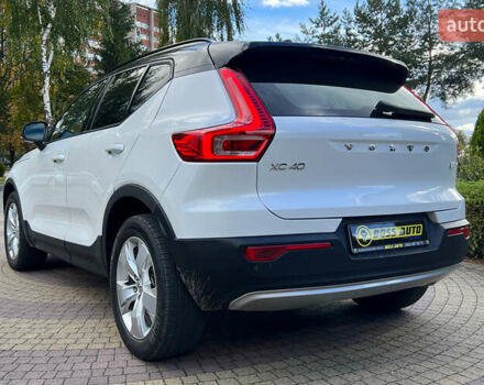 Вольво XC40 2022 в Львове на Automoto.ua Белый Вольво XC40, объемом двигателя 1.97 л и пробегом 126 тыс. км за 20900 $, фото 4 на Automoto.ua