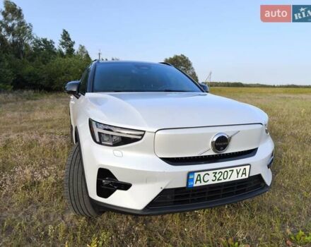 Белый Вольво XC40, объемом двигателя 0 л и пробегом 16 тыс. км за 27800 $, фото 5 на Automoto.ua