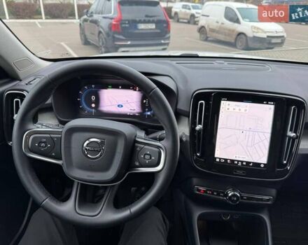Белый Вольво XC40, объемом двигателя 1.97 л и пробегом 2 тыс. км за 42633 $, фото 21 на Automoto.ua