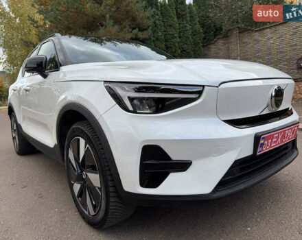 Белый Вольво XC40, объемом двигателя 0 л и пробегом 47 тыс. км за 26499 $, фото 7 на Automoto.ua
