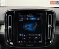 Белый Вольво XC40, объемом двигателя 2 л и пробегом 3 тыс. км за 38799 $, фото 100 на Automoto.ua