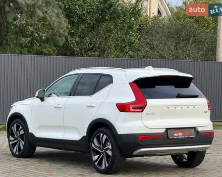 Белый Вольво XC40, объемом двигателя 2 л и пробегом 3 тыс. км за 38799 $, фото 5 на Automoto.ua