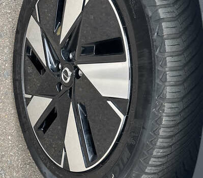 Белый Вольво XC40, объемом двигателя 0 л и пробегом 47 тыс. км за 26499 $, фото 37 на Automoto.ua