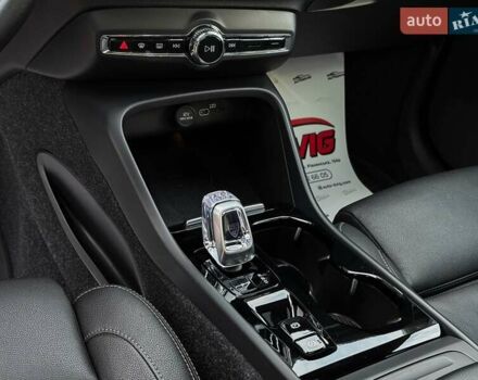 Белый Вольво XC40, объемом двигателя 2 л и пробегом 3 тыс. км за 38799 $, фото 55 на Automoto.ua