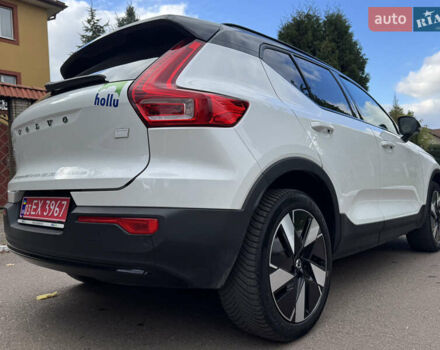 Белый Вольво XC40, объемом двигателя 0 л и пробегом 47 тыс. км за 26499 $, фото 13 на Automoto.ua