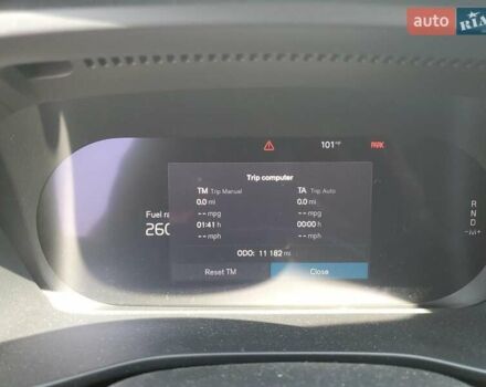 Белый Вольво XC40, объемом двигателя 1.97 л и пробегом 17 тыс. км за 12000 $, фото 8 на Automoto.ua