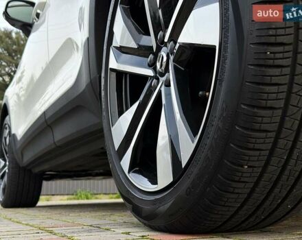 Белый Вольво XC40, объемом двигателя 2 л и пробегом 3 тыс. км за 38799 $, фото 33 на Automoto.ua