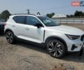 Белый Вольво XC40, объемом двигателя 1.97 л и пробегом 17 тыс. км за 12000 $, фото 3 на Automoto.ua