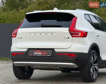 Белый Вольво XC40, объемом двигателя 2 л и пробегом 3 тыс. км за 38799 $, фото 30 на Automoto.ua