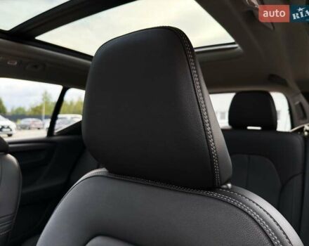 Белый Вольво XC40, объемом двигателя 2 л и пробегом 3 тыс. км за 38799 $, фото 40 на Automoto.ua