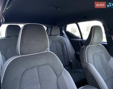 Білий Вольво XC40, об'ємом двигуна 1.97 л та пробігом 1 тис. км за 45788 $, фото 23 на Automoto.ua