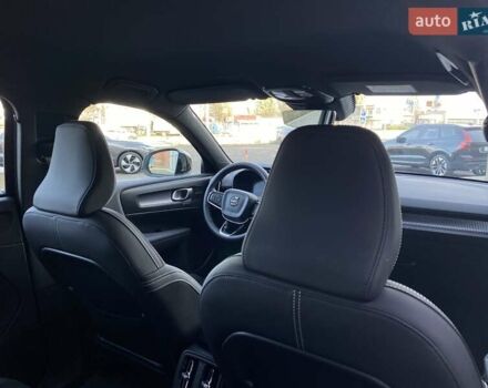 Білий Вольво XC40, об'ємом двигуна 1.97 л та пробігом 1 тис. км за 45788 $, фото 27 на Automoto.ua
