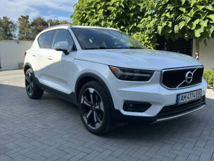 Білий Вольво XC40, об'ємом двигуна 1.97 л та пробігом 91 тис. км за 22000 $, фото 1 на Automoto.ua
