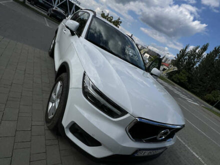 Вольво XC40 2019 у Хмельницькому на Automoto.ua Білий Вольво XC40, об'ємом двигуна 1.97 л та пробігом 245 тис. км за 27600 $, фото 1 на Automoto.ua