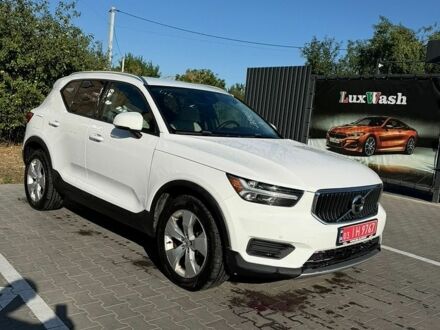 Білий Вольво XC40, об'ємом двигуна 2 л та пробігом 225 тис. км за 19300 $, фото 1 на Automoto.ua