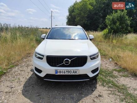 Вольво XC40 2019 в Кодыме на Automoto.ua Белый Вольво XC40, объемом двигателя 1.97 л и пробегом 104 тыс. км за 24000 $, фото 1 на Automoto.ua