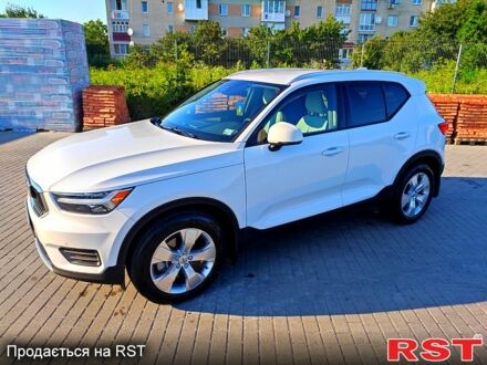 Білий Вольво XC40, об'ємом двигуна 2 л та пробігом 23 тис. км за 32000 $, фото 1 на Automoto.ua