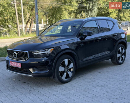 Білий Вольво XC40, об'ємом двигуна 1.97 л та пробігом 73 тис. км за 22800 $, фото 1 на Automoto.ua