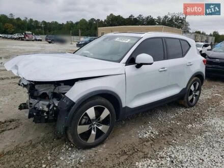 Вольво XC40 2020 в Одессе на Automoto.ua Белый Вольво XC40, объемом двигателя 2 л и пробегом 78 тыс. км за 11999 $, фото 1 на Automoto.ua